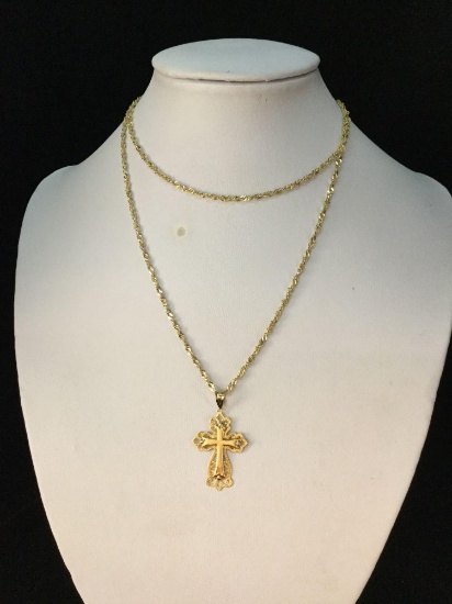 Beautiful 14K gold necklace with gold cross pendant approx. 26 inches @ 4.5 grams