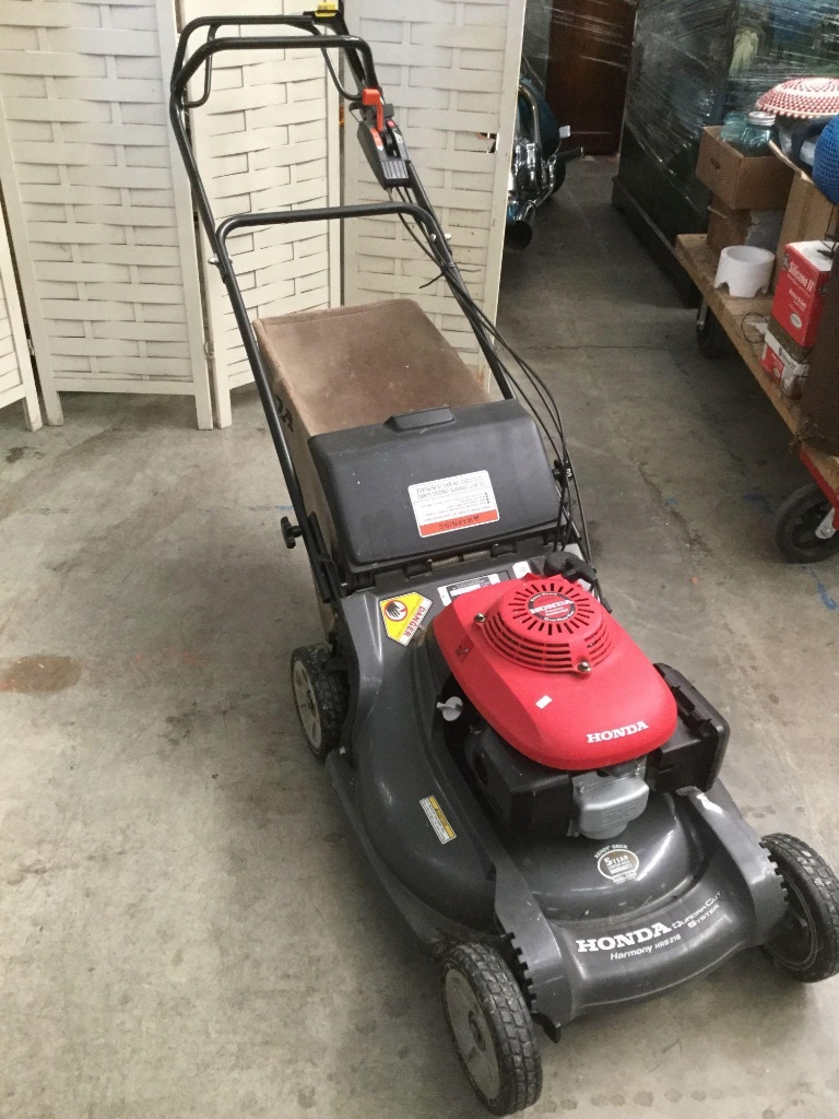 Honda Harmony Quadra Cut System Lawn Mower Easy Start /self Propelled
