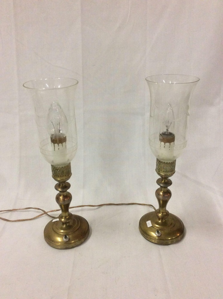 Lot Pair Of Vintage Brass Table Lamps With Etched Glass
