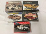 5 Car Model Kits, 1/32 and 1/25 scale. AMT/ERTL Newman Haas Kmart, MPC Deora, Revell Volkswagen