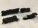 3x HO scale model train locomotive engines; Rivarossi New York Central 195, Reading 1222, unmarked