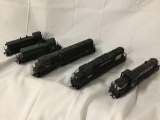 5x HO scale model train locomotive engines; ALM New York Central System 8213, Atlas Penn Central