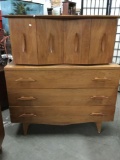 Vintage Mid Century Modern 6 drawer, 2 pc. dresser - matches 125 & 126