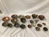 Selection of 19 antique metal dishes, bowls, singing bowls & more- copper, brass etc