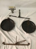 Antique metal hanging scale w/ extra balance piece