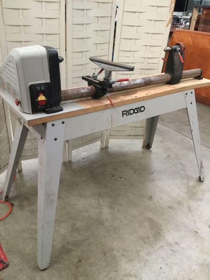 Emerson wood lathe (Model no. 826618 