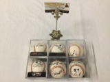 6x authentic signed MLB baseballs in cases with signatures by Jeremy Peoria, Paul Molitor etc