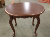 Mid century simple wood end table - nice clean design