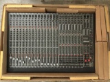 Studiomaster Mixdown 16-8-16 Gold mixing board