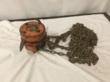 Orange 1/2 ton chain lift pulley as is