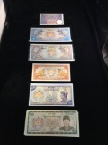 8 uncirculated bank notes from Bhutan