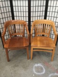 Lot of 2 solid wood vintage armchairs - nice construction