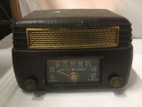 Vintage General Electric tube radio - circa 40's/50's