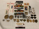 Large lot of vintage / modern US military enlisted service rank badges / pins, patches etc