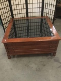 Vintage glass top curio display coffee table with 3 drawers in great shape