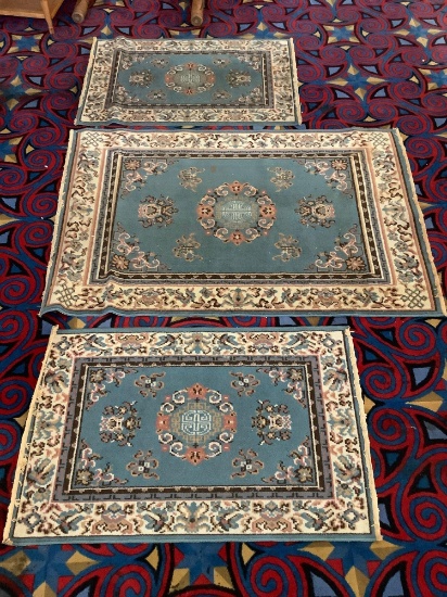 Lot of 3 matching Sharma - Bahia collection wool rugs / carpets