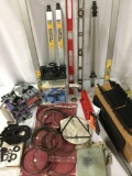 Large lot of carpentry tools & accessories incl. 20 bandsaw blades, mitre sets, levels, etc