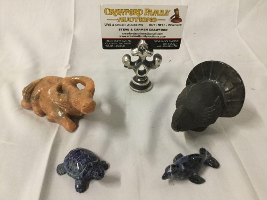 4 animal figures; native American pottery turkey from Santa Clara, Mexico stylus