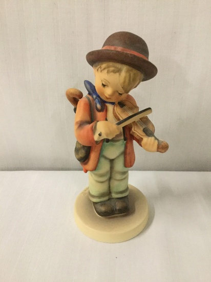 hummel boy playing violin