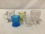 Collection of 5 depression glass pcs incl. 1800s Birds at the Fountain in blue, Atterybury swan mug,
