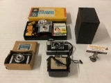 5x vintage cameras; Kodak Brownie no. 116, Brownie Starmite outfit w/ box, Wonder Camera - Friend,