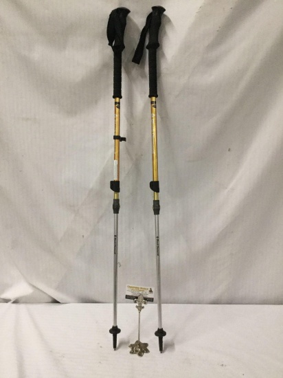 Pair of black diamond contour flick lock trekking poles