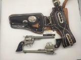 Cast Hubley Wyatt Earp signature cap gun revolver w/ real leather Wyatt Earp holster - as is