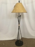 Vintage Western lamp designed to look like a quiver of arrows w/ leather shade, etc -