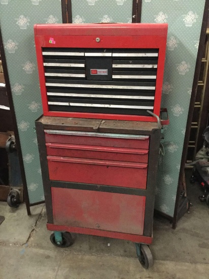 Large Craftsmen two tier tool chest - top drawer locked, no key