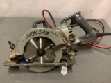 Skillsaw 7 1/4 inch Worm Drive electric saw, HD77, tested and working, approx 12x22 inches