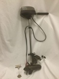 Shakespeare 25 five speed 12 volt trolling motor No.15799 WCE, tested and working, approx. 42x22x8