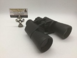 Minolta Multi-Coated Standard binoculars, approx. 7x8x3 inches.