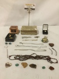 Approx. 25 pieces of estate jewelry & accessories, incl. necklaces, boxes, stones, & more.