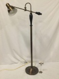 Modern adjustable standing reading lamp. Tested and working.