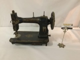 Vintage White Rotary sewing machine. approx 16x12x7 inches. Sold as is.