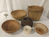 Lot of 6 baskets, Largest approx 12 x 14 inches