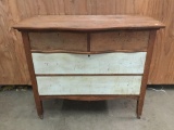 Vintage tiger oak 3 drawer serpentine front dresser. No pulls, shows wear. Approx 41x35x21 inches.