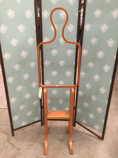 Dressing stand / clothes rack No.10820, from Fu Sheng of Taiwan