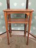 Vintage well made oak side table with simple Mission style design