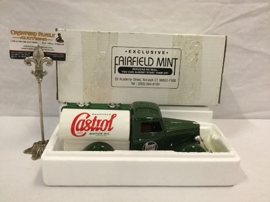 Fairfield Mint Limited Edition 1 of 7500 diecast replica vehicle Castrol Motor Oil Truck w/ mailer