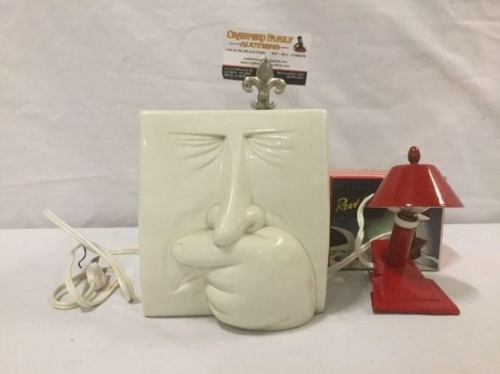 Home decor lot featuring stoneware tissue box, & vintage clip-on reading light.