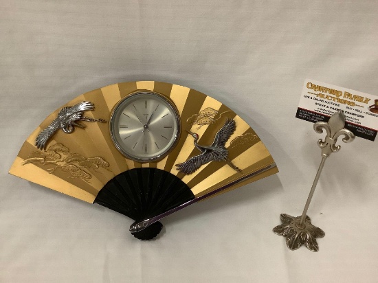 Vintage Suehiro TOYO mantle clock w/ gold tone & crane design, works!