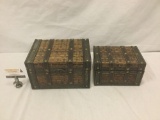 Pair of wicker adorned nesting storage keepsake boxes