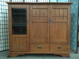 Hooker Furniture large entertainment center w/ 2-drawers, interior outlet tested & working