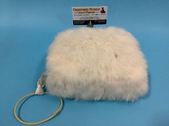 Vintage white fur ladies hand warmer, approx 8 x 6 in.