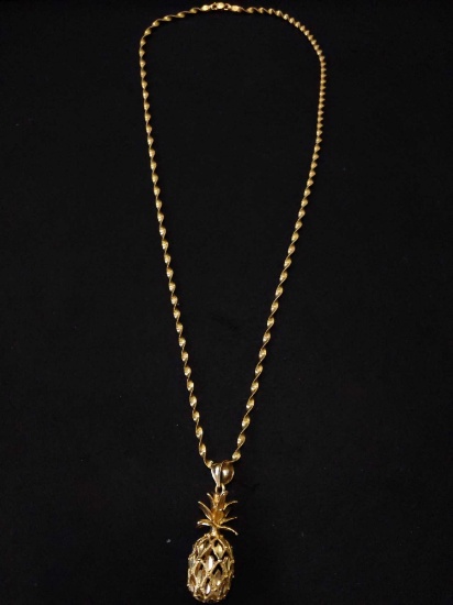 Heavy 14k Gold Necklace w/ Pineapple Pendant, clasp marked 14k