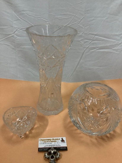 3 pc. lot of vintage crystal home decor; vases, footed catch-all dish , approx 12 x 6 in.