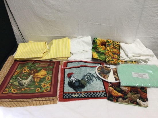 Large set of linens and fabrics / table cloths etc ..