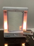 Conair lighted makeup mirror, tested / working, approx 10 x 12 x 2 in.