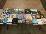 Nice mixed lot of books: coffee table, fiction, history, photography and more.